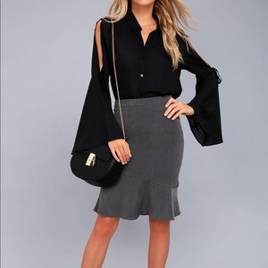 NWT Lulu’s Estrella Black Long Sleeve Button-Up